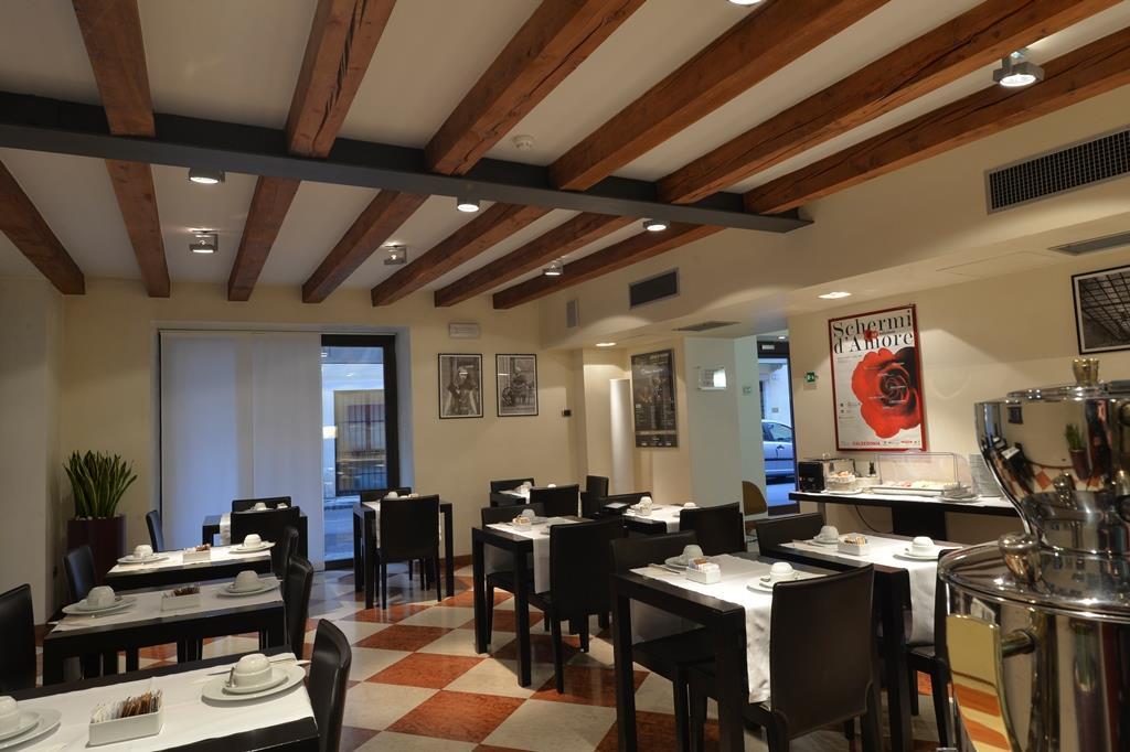 Best Western Hotel Armando Верона Екстер'єр фото